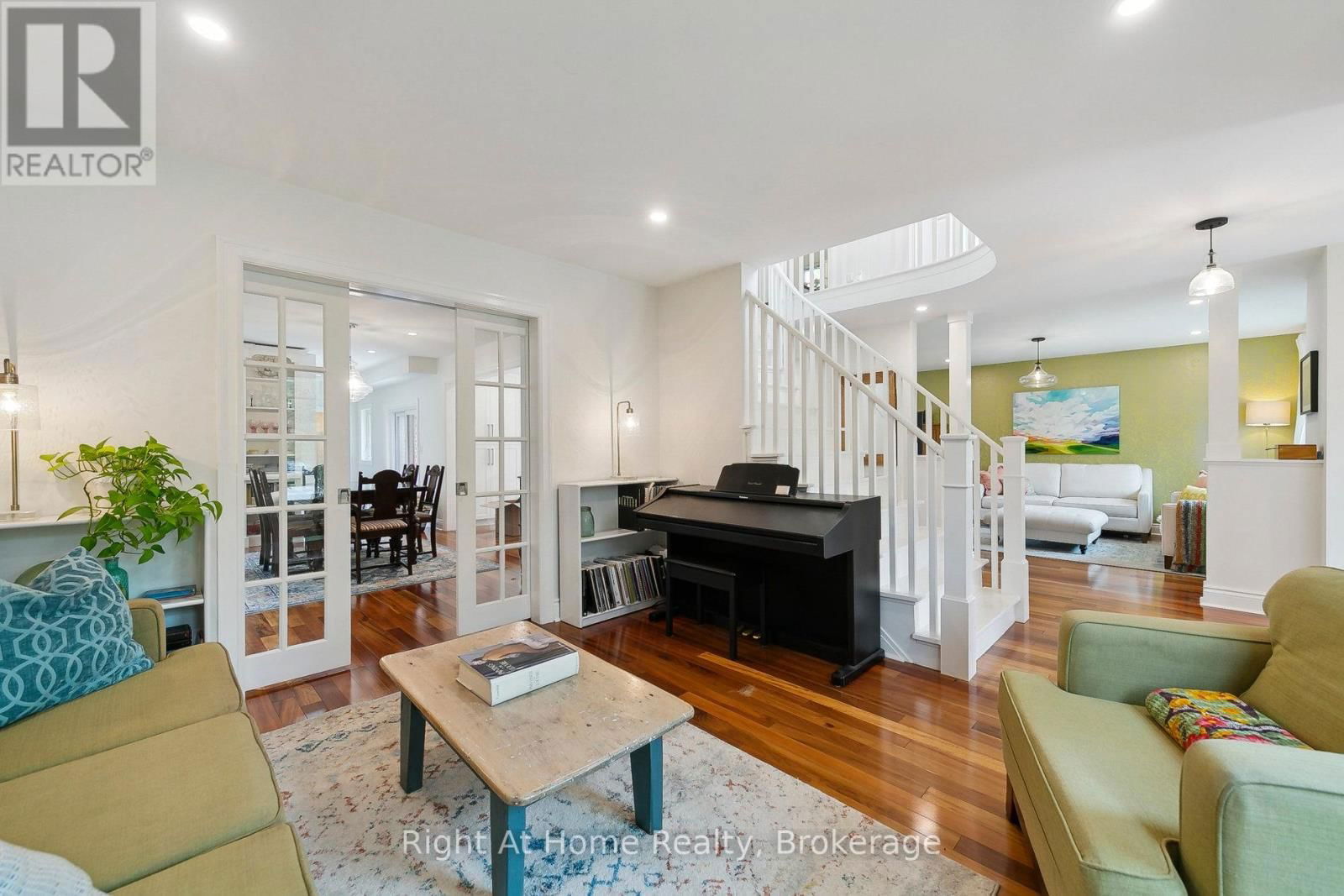 293 RIVER GLEN BOULEVARD Image 23