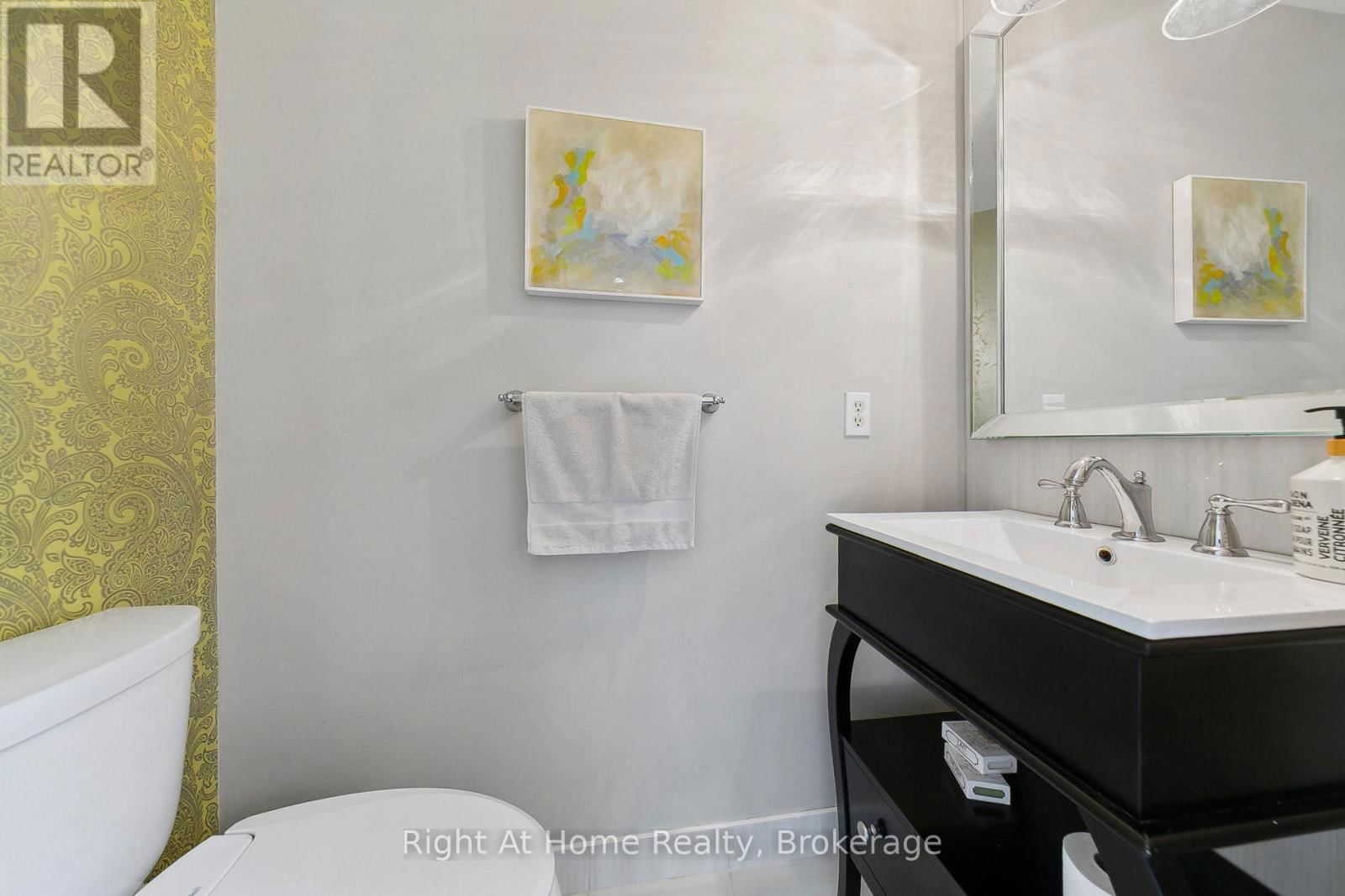 293 RIVER GLEN BOULEVARD Image 26