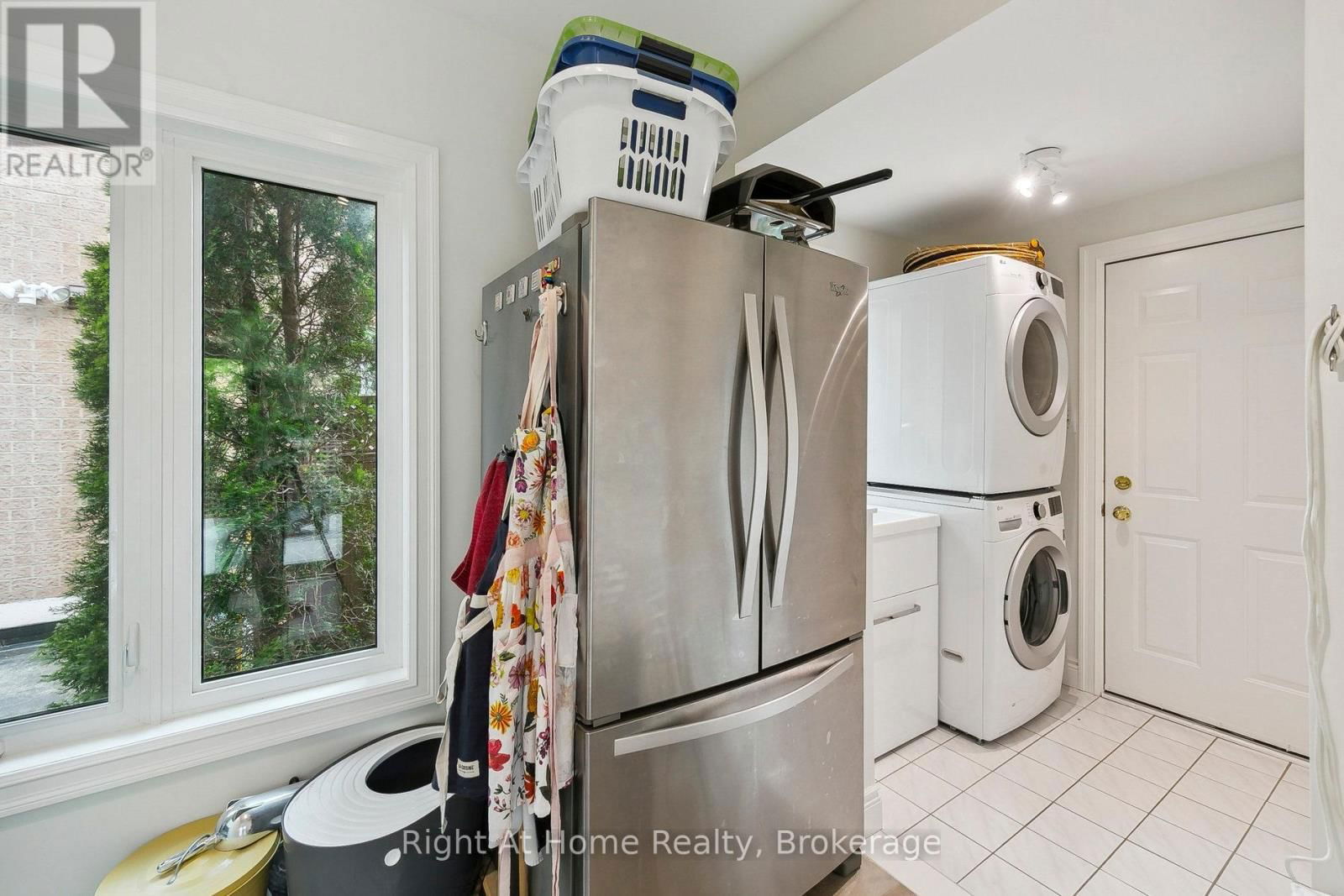 293 RIVER GLEN BOULEVARD Image 28