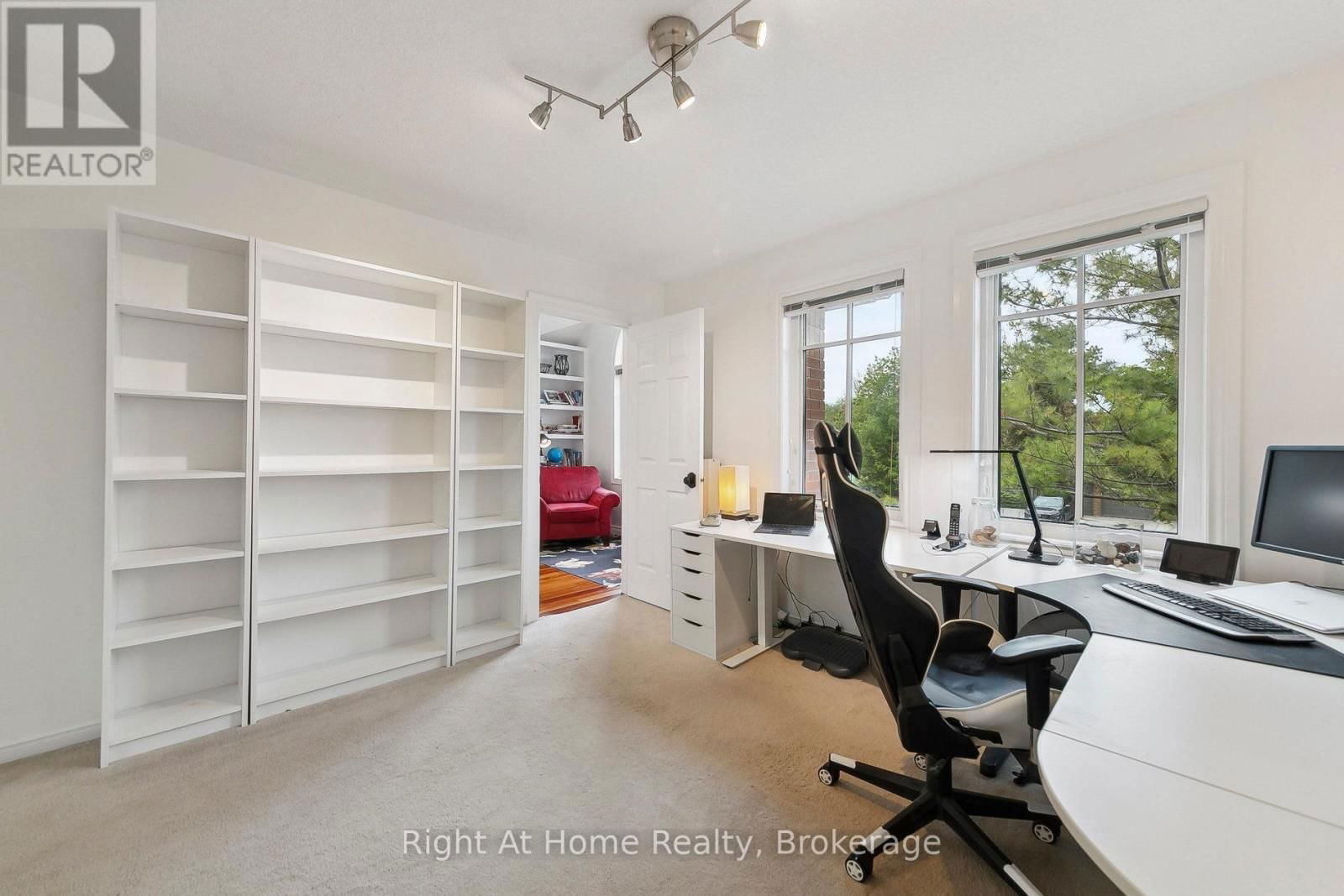 293 RIVER GLEN BOULEVARD Image 35