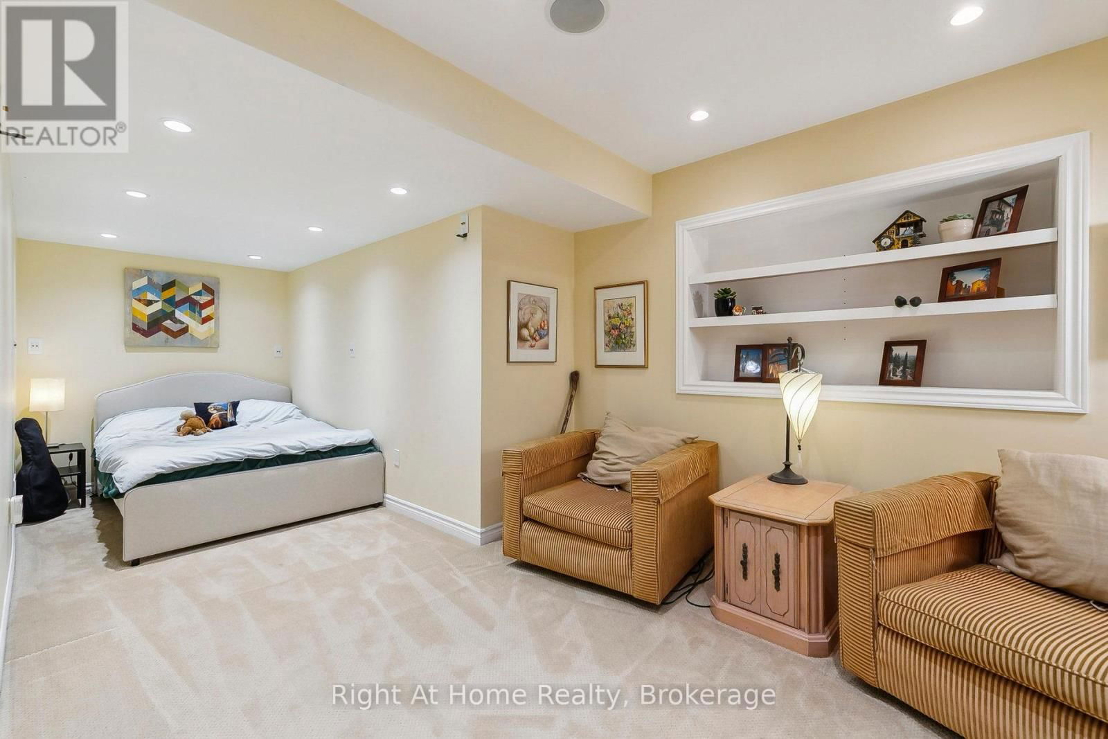 293 RIVER GLEN BOULEVARD Image 43