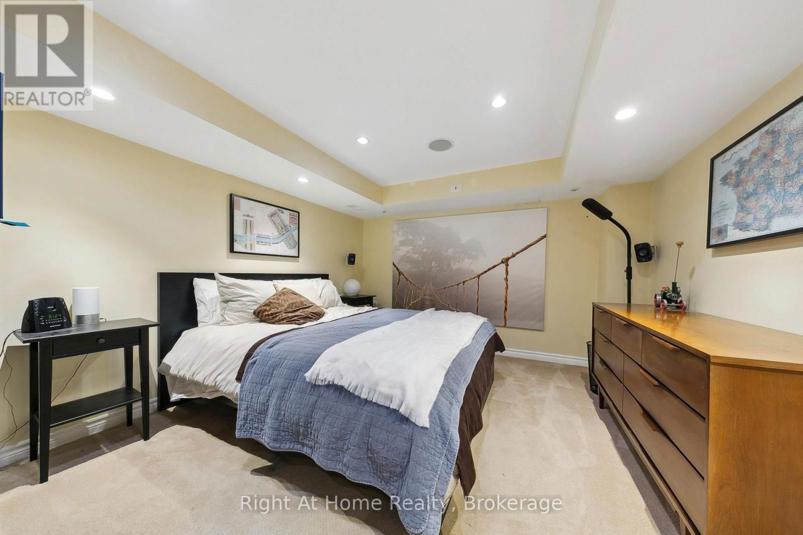 293 RIVER GLEN BOULEVARD Image 45