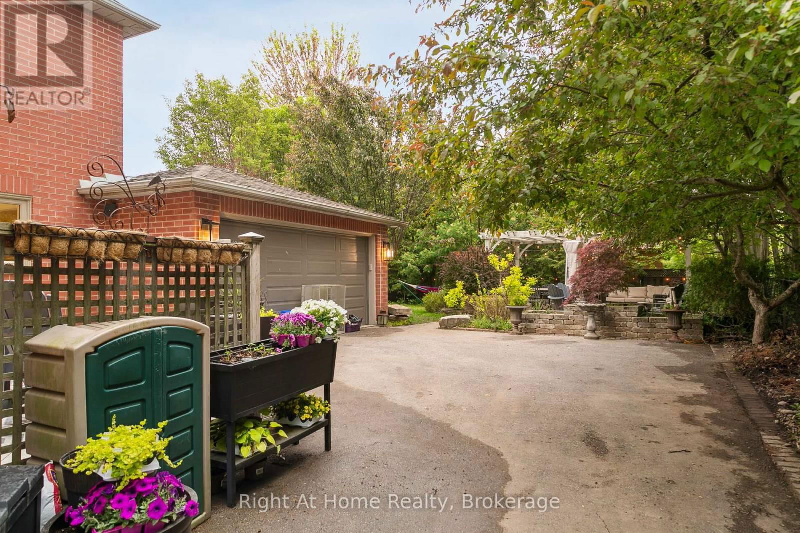 293 RIVER GLEN BOULEVARD Image 47