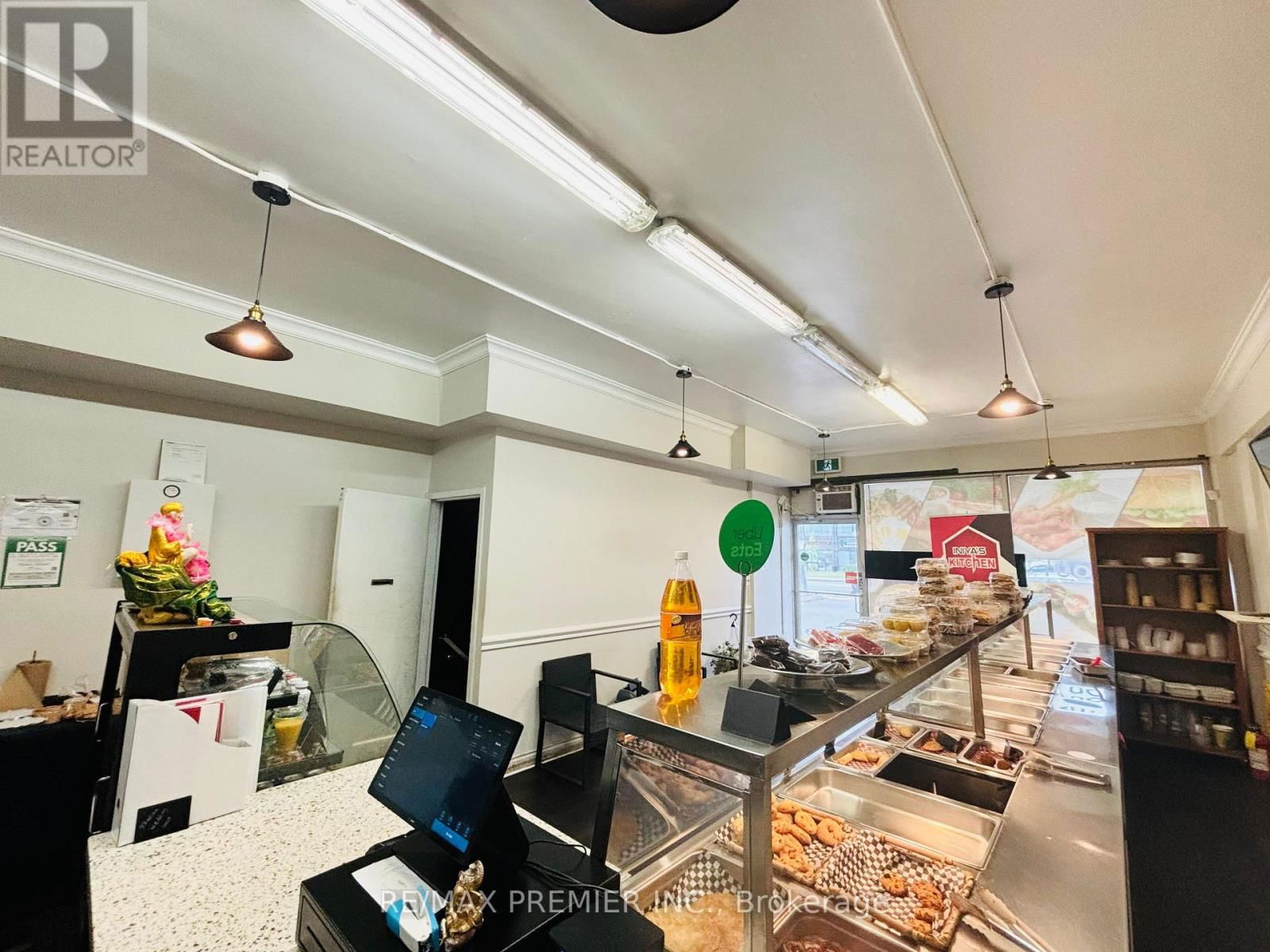 2985 ISLINGTON AVENUE Image 3