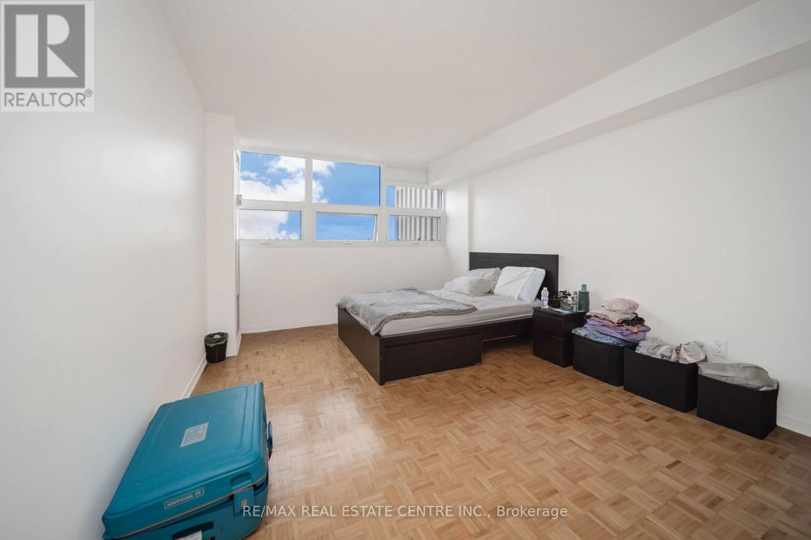 1107 - 8 LISA STREET Image 34