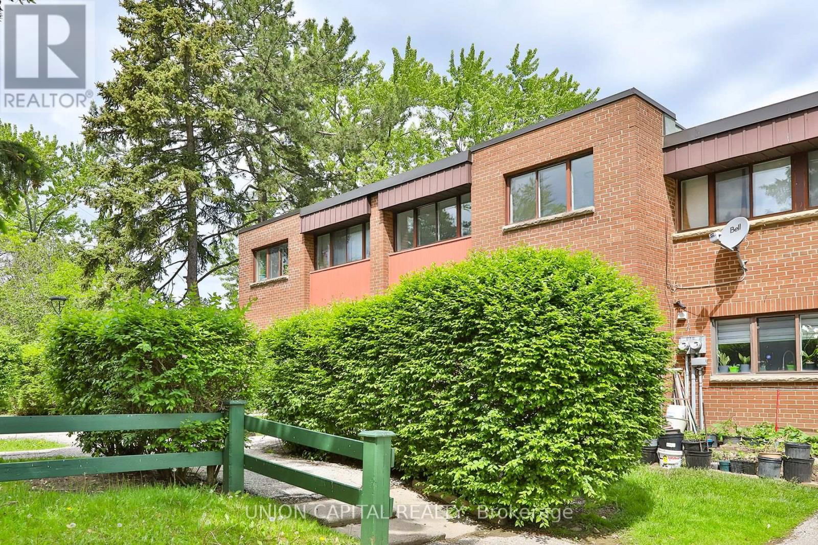 TH02 - 353 DRIFTWOOD AVENUE Image 31