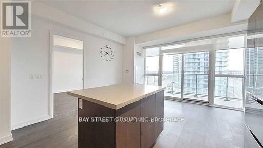 808 - 4677 GLEN ERIN DRIVE Image 11