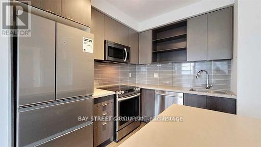 808 - 4677 GLEN ERIN DRIVE Image 8