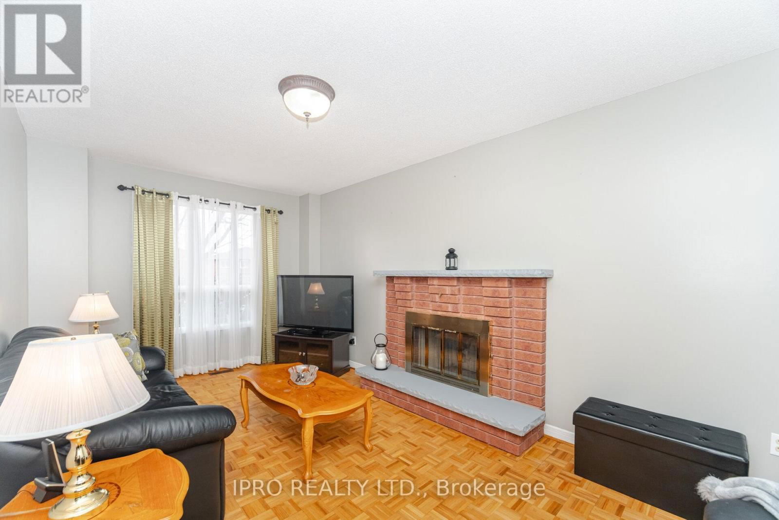 97 MAJOR WM. SHARPE DRIVE Image 11