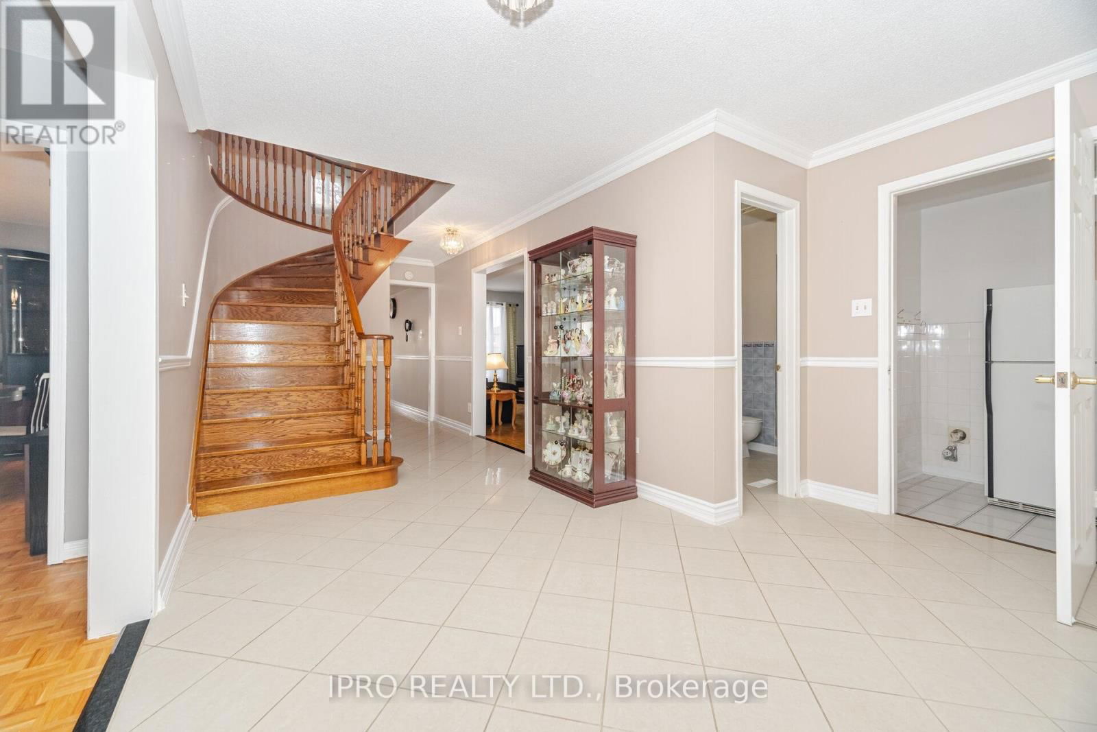 97 MAJOR WM. SHARPE DRIVE Image 14