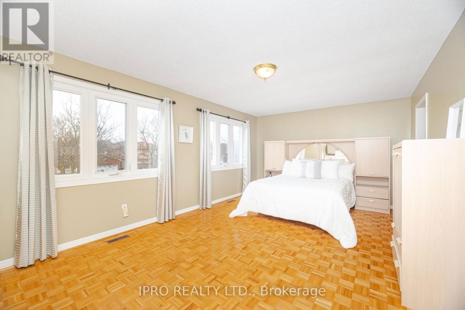 97 MAJOR WM. SHARPE DRIVE Image 18