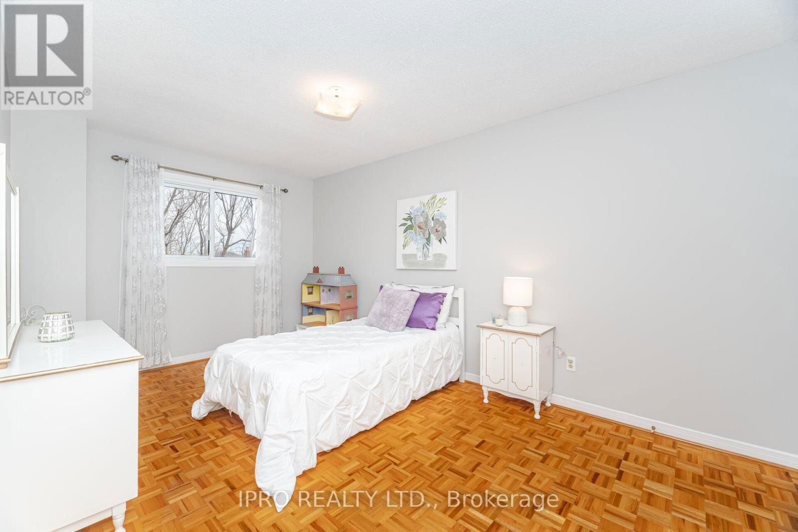 97 MAJOR WM. SHARPE DRIVE Image 22