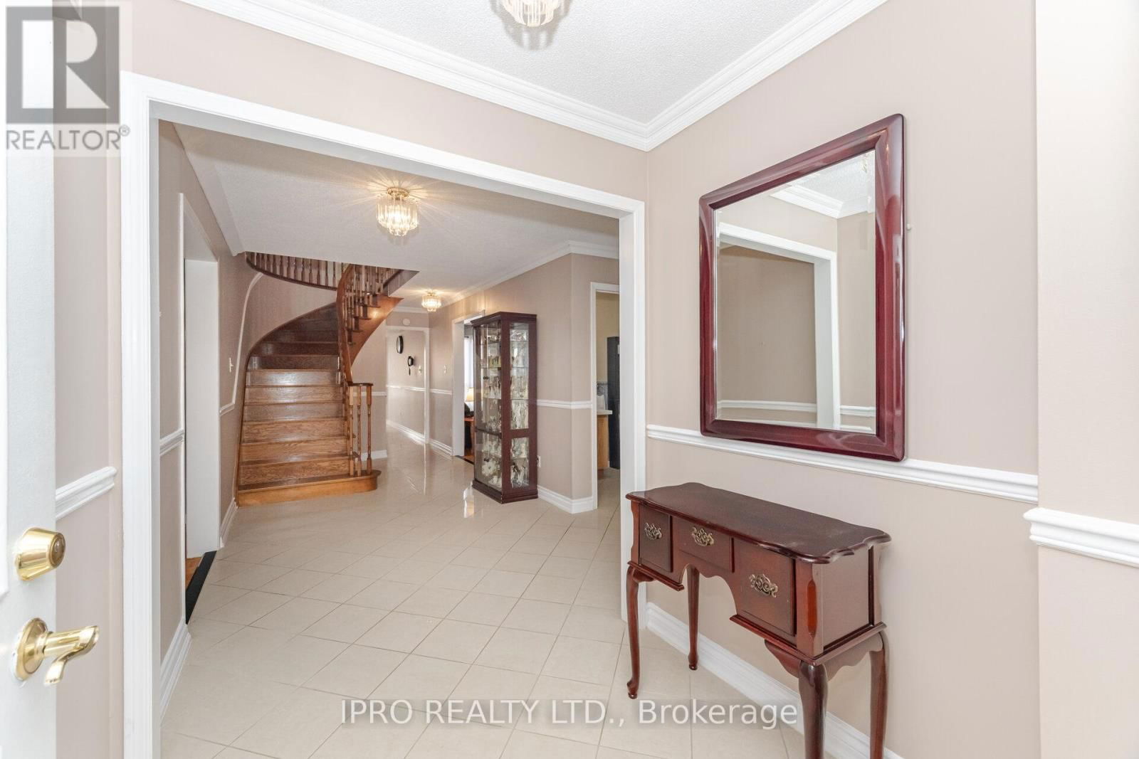 97 MAJOR WM. SHARPE DRIVE Image 3