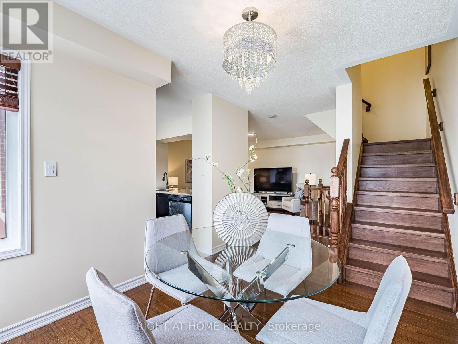 1759 COPELAND CIRCLE Image 12