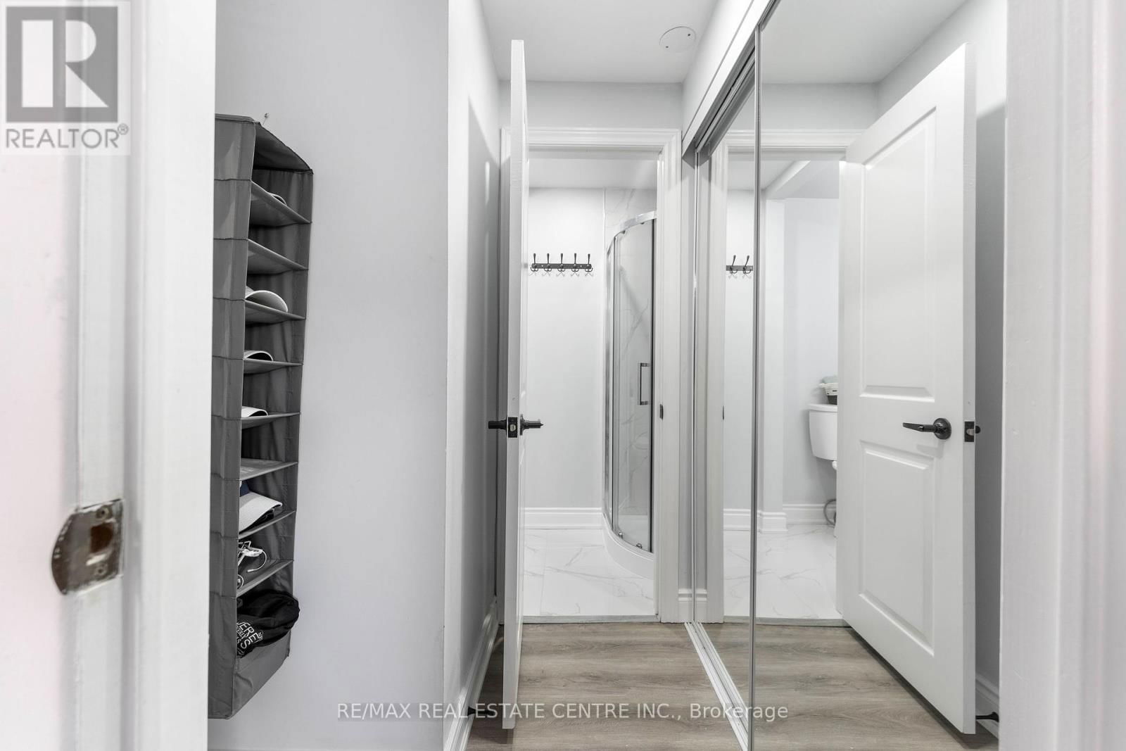 44 ABELARD AVENUE Image 24