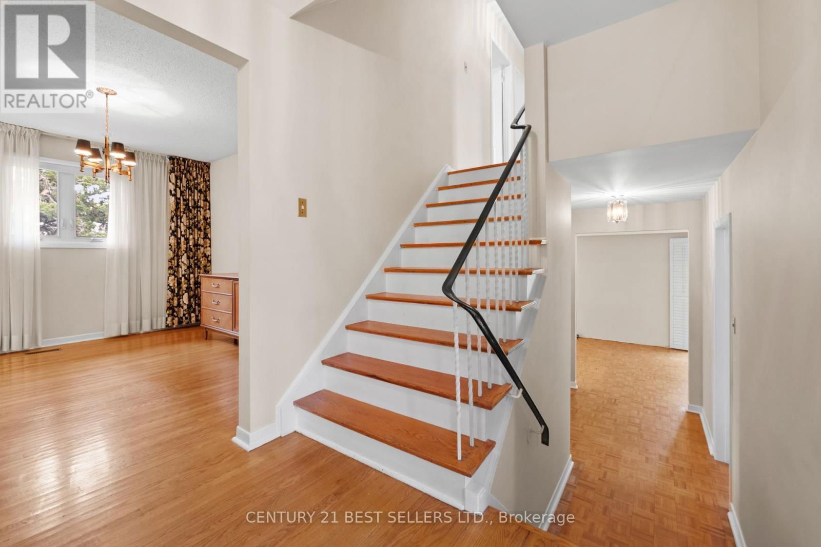 3403 JUANITA COURT SOUTH Image 30