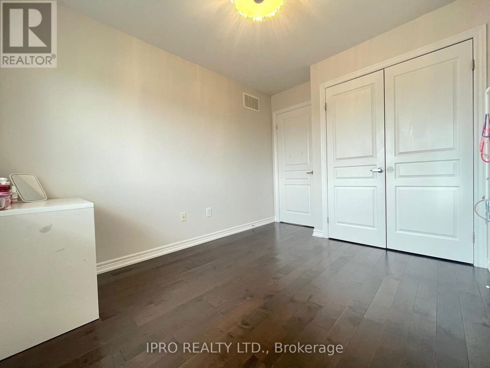 48 - 2187 FIDDLERS WAY Image 23