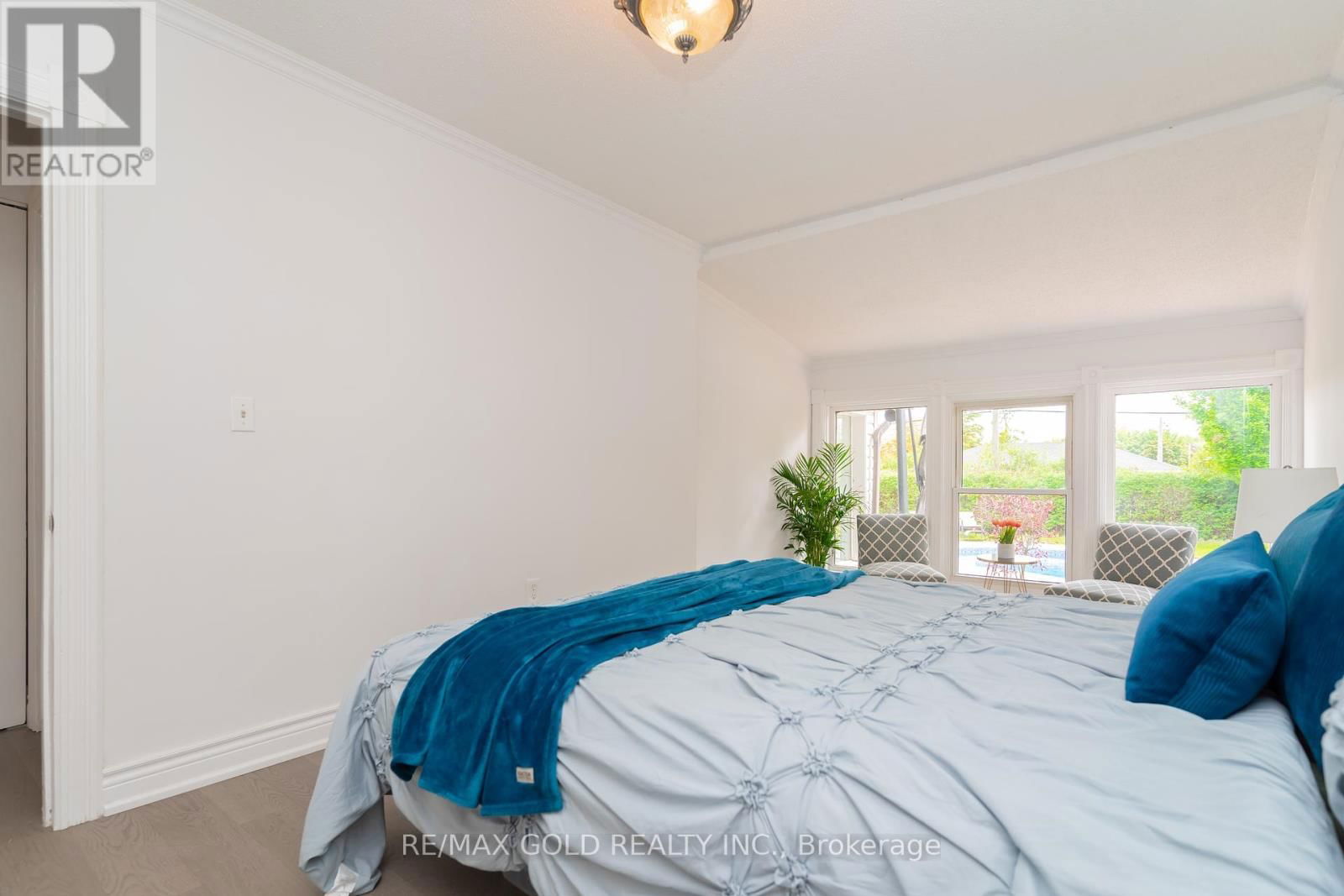 22 CARLYLE CRESCENT Image 24