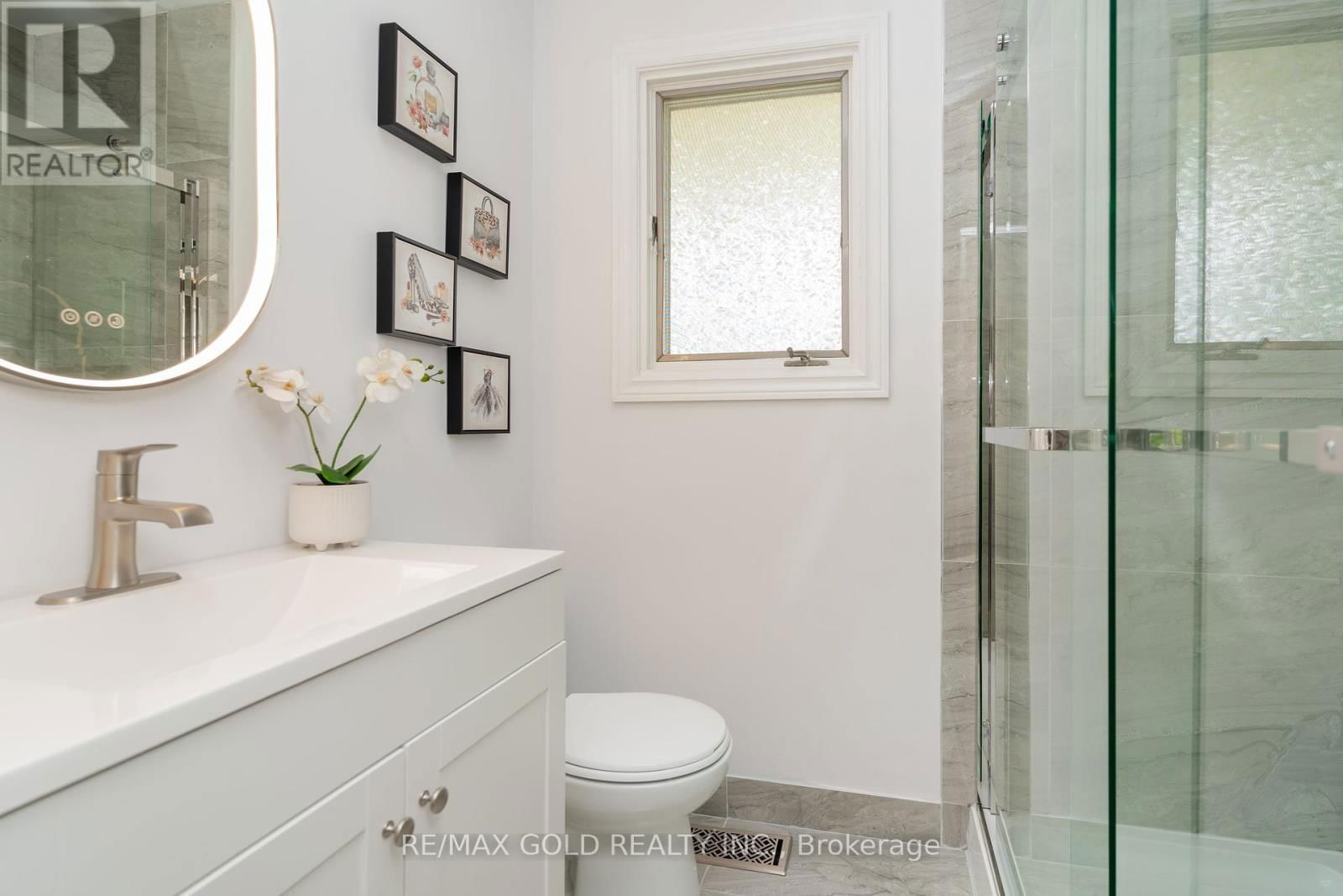22 CARLYLE CRESCENT Image 29