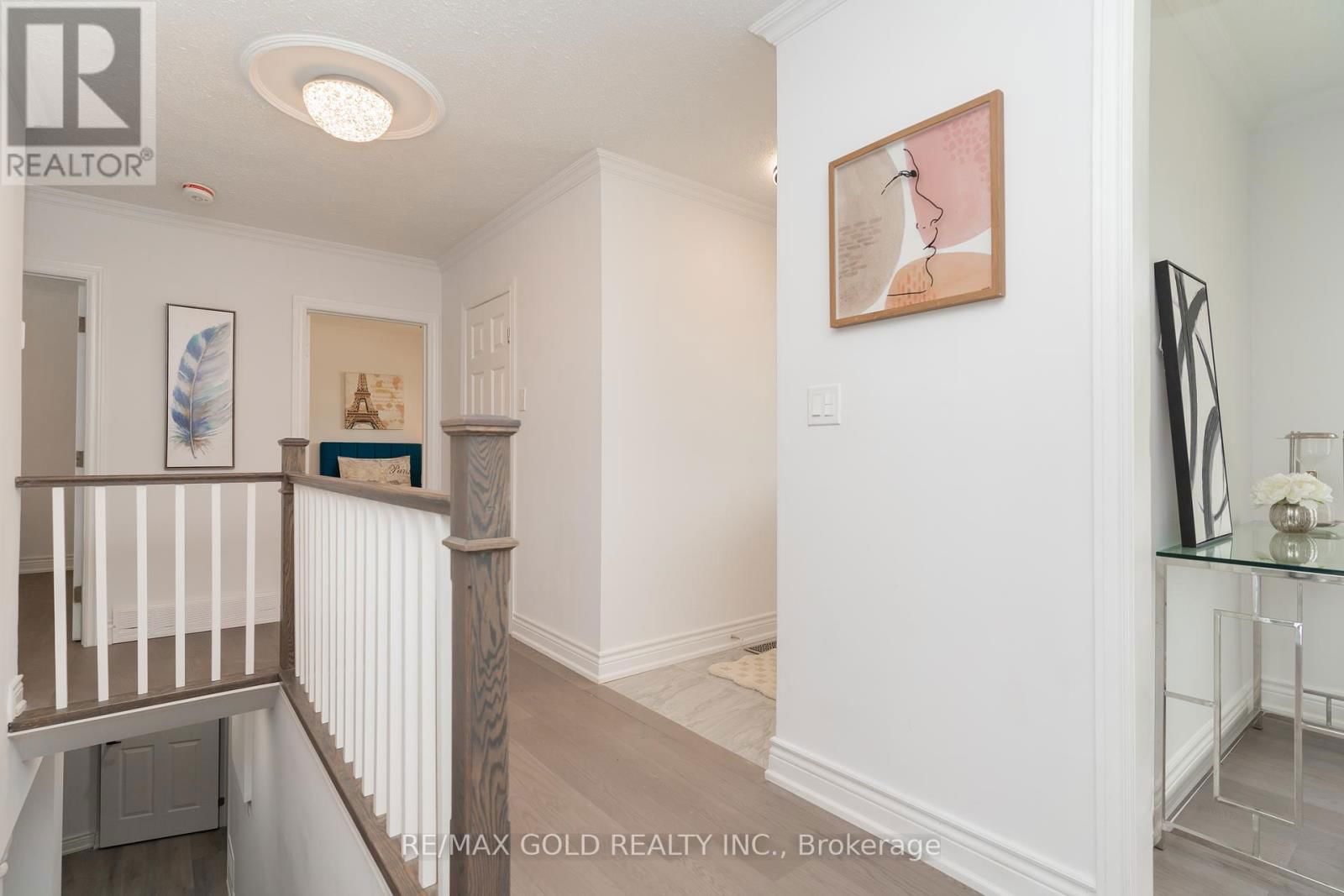 22 CARLYLE CRESCENT Image 7