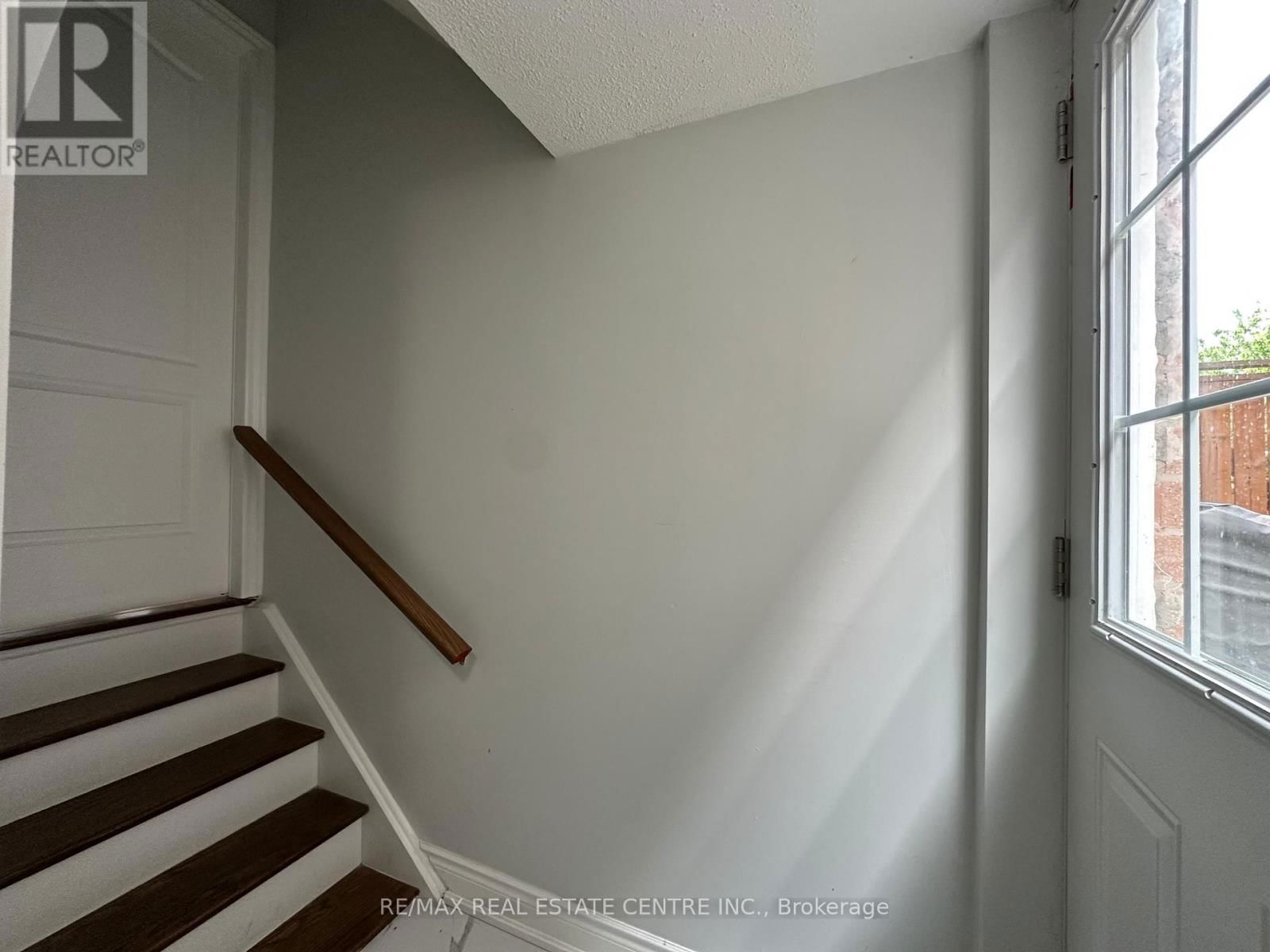 BASEMENT - 3178 OAKVIEW ROAD Image 3
