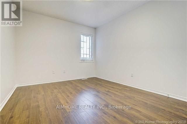120 CROWN VICTORIA DRIVE Image 16