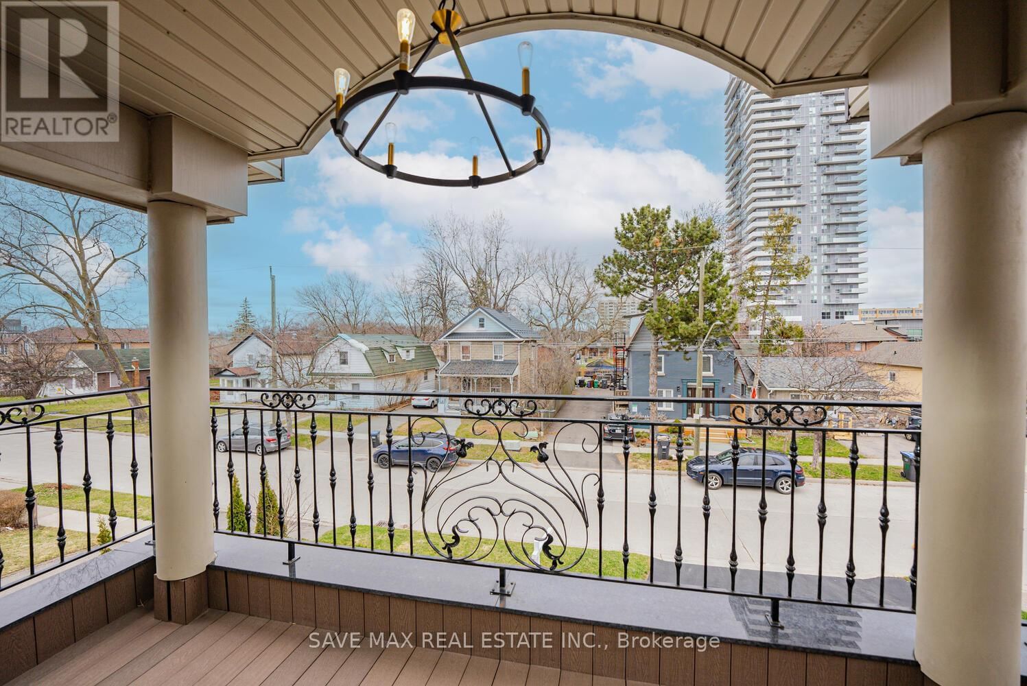 23 HILLCREST AVENUE Image 33