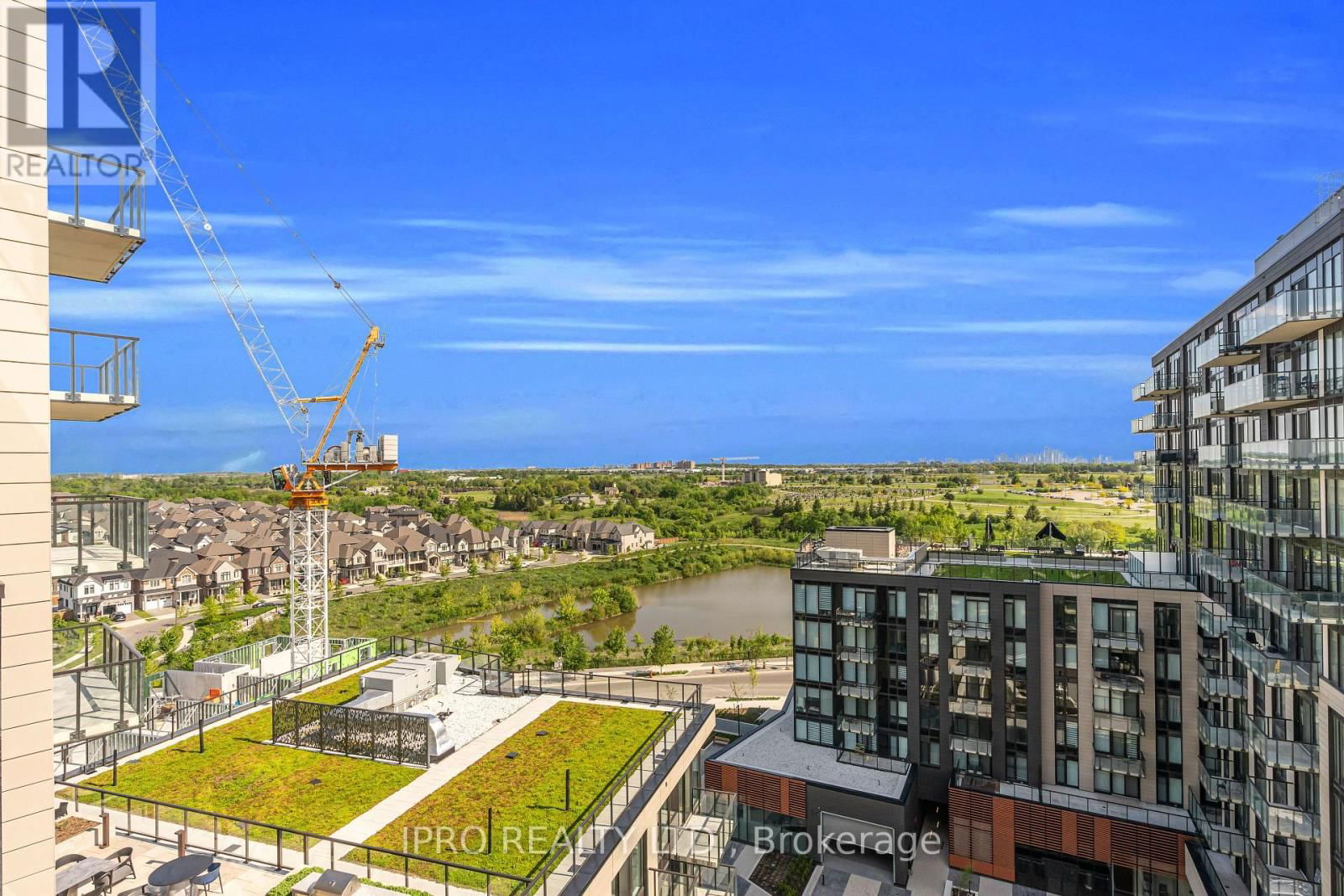 1002 - 3006 WILLIAM CUTMORE BOULEVARD Image 16