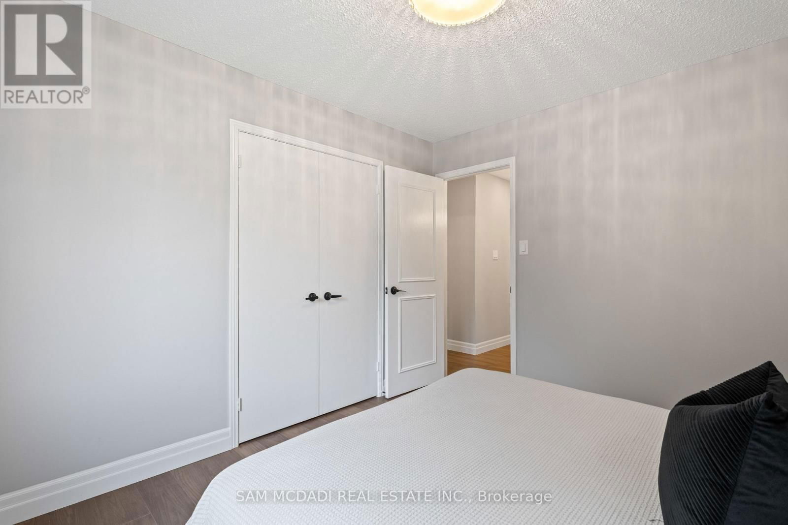 2535 ROBIN DRIVE Image 20