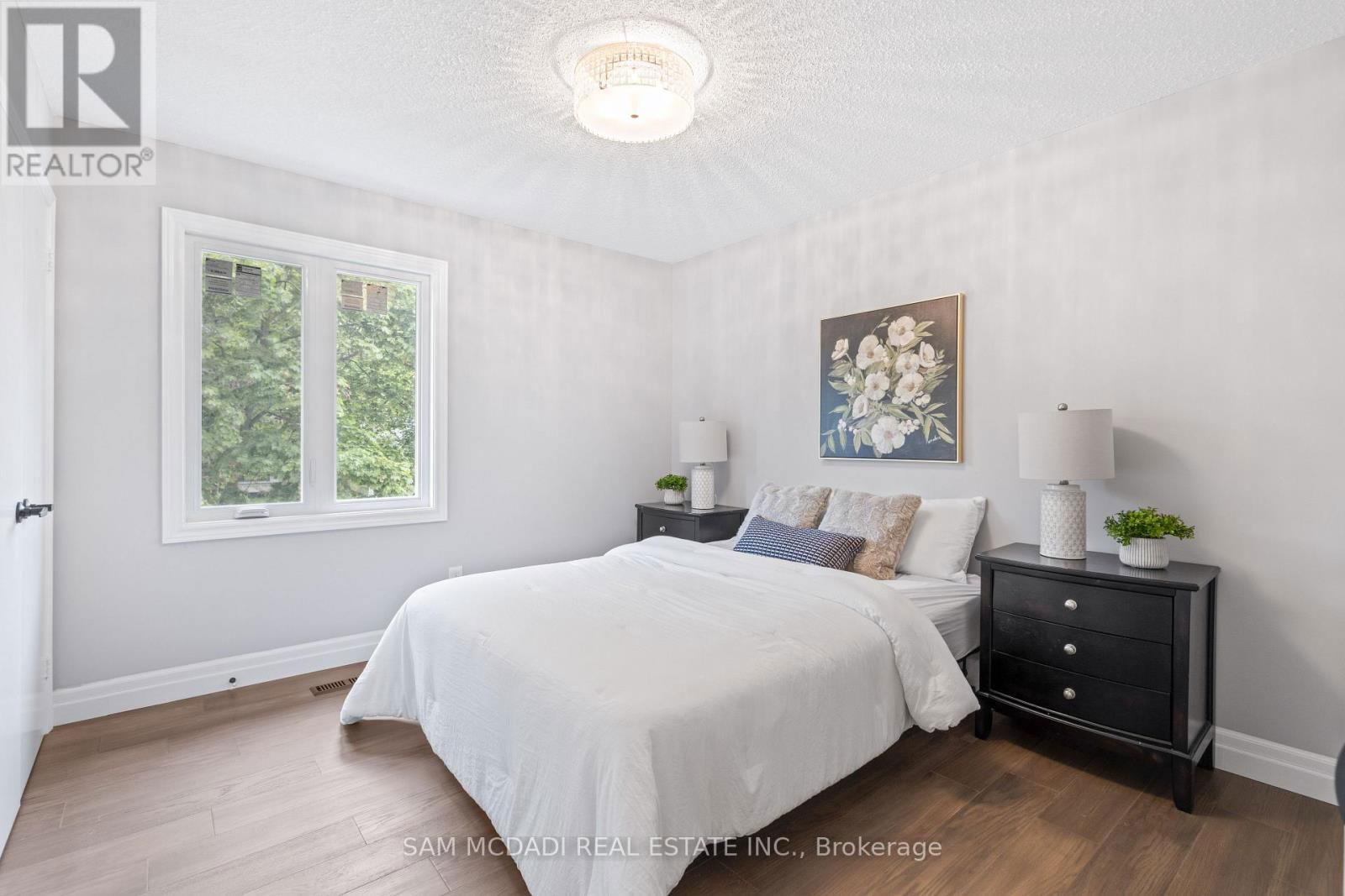 2535 ROBIN DRIVE Image 23
