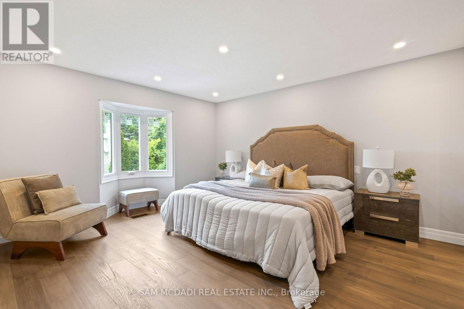 2535 ROBIN DRIVE Image 27