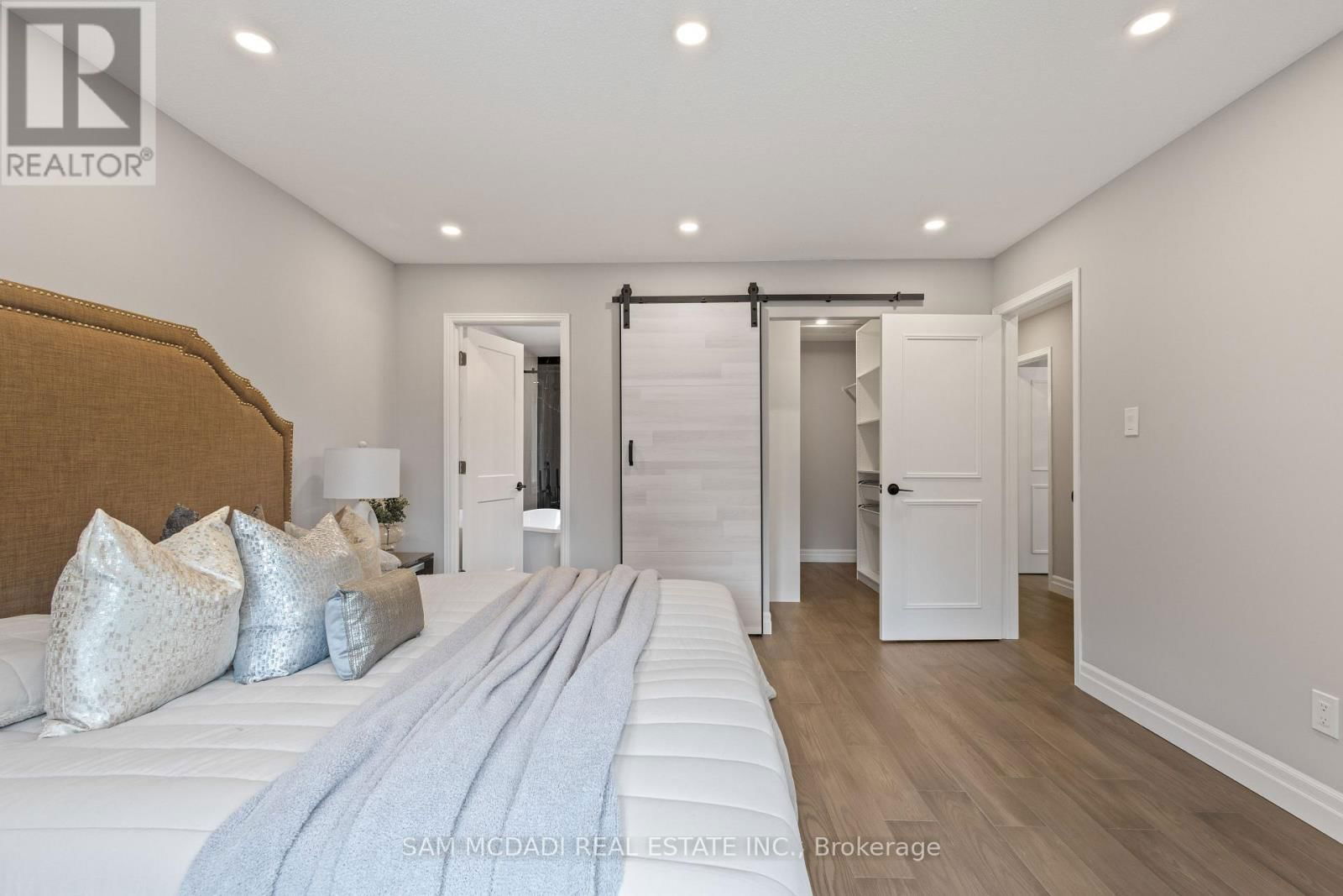 2535 ROBIN DRIVE Image 29