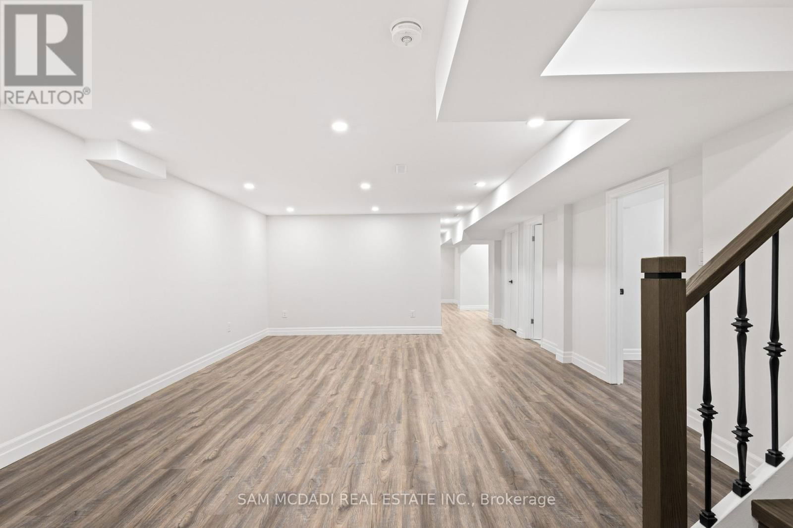 2535 ROBIN DRIVE Image 31