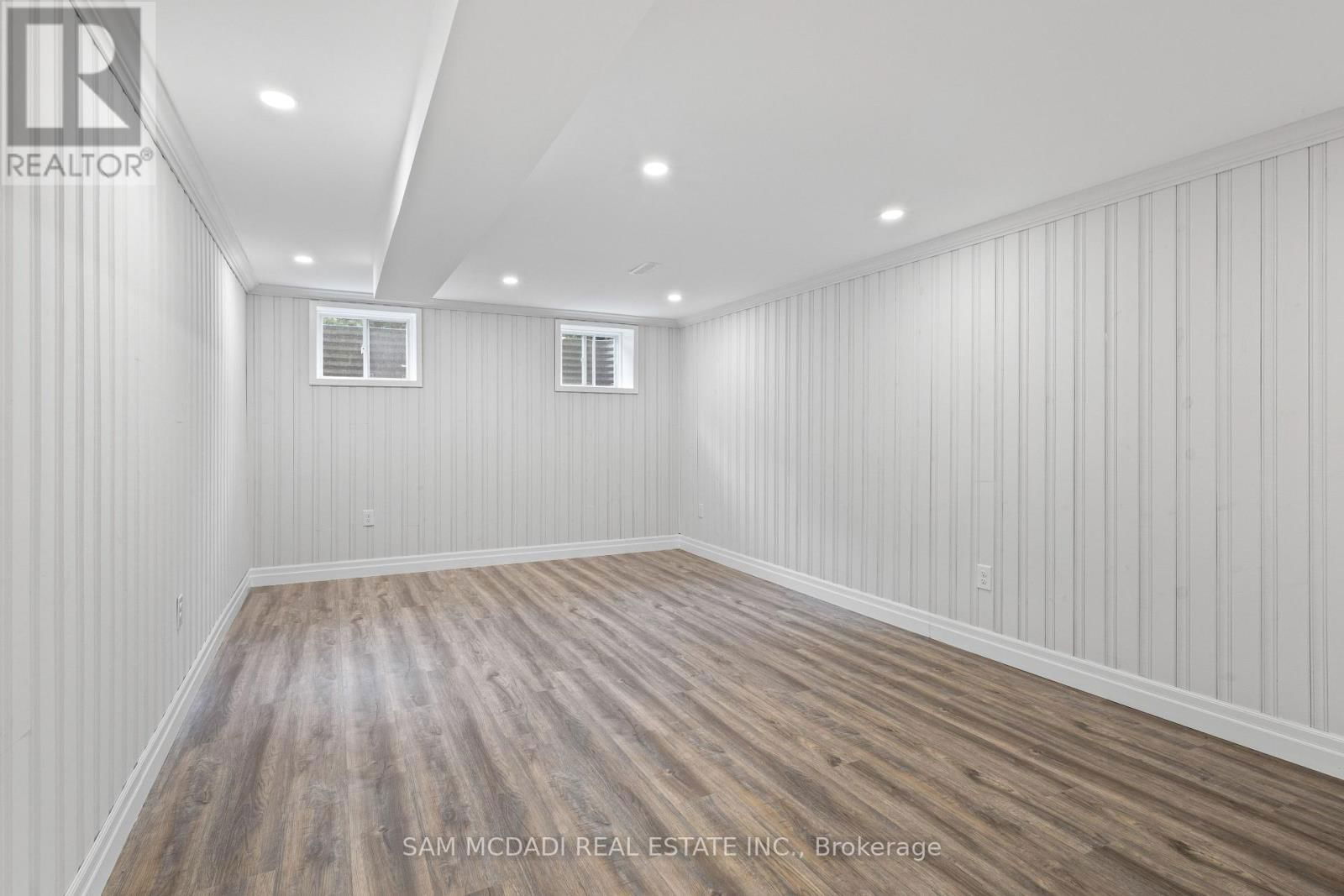 2535 ROBIN DRIVE Image 33