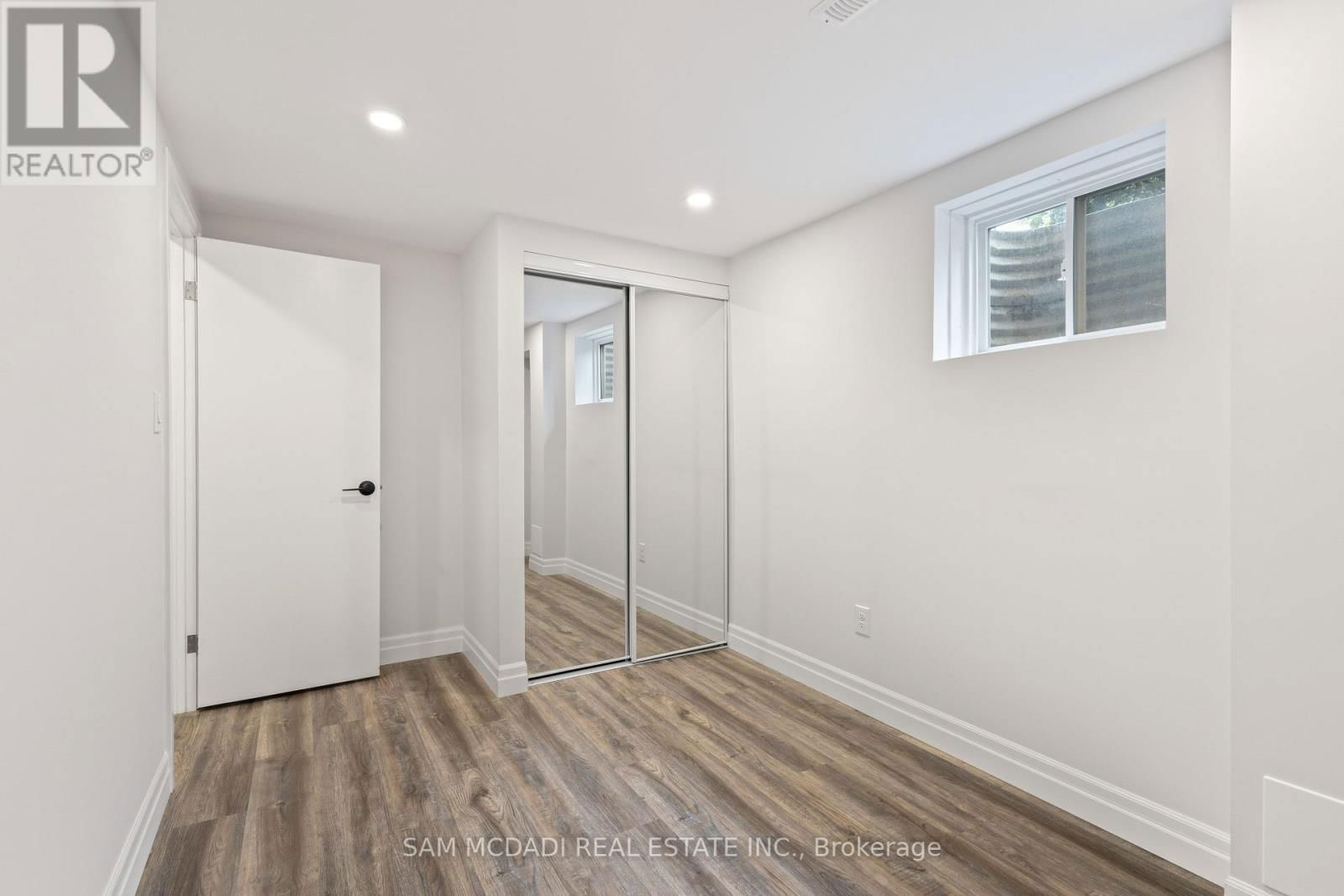 2535 ROBIN DRIVE Image 35