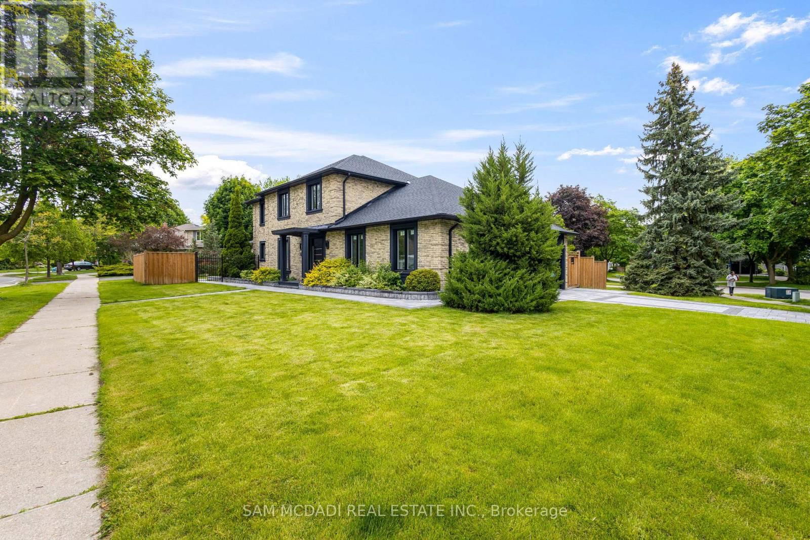 2535 ROBIN DRIVE Image 41