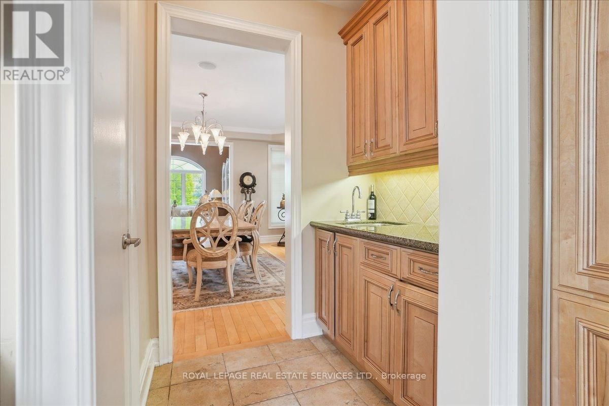 1488 ABBEYDALE COURT Image 13