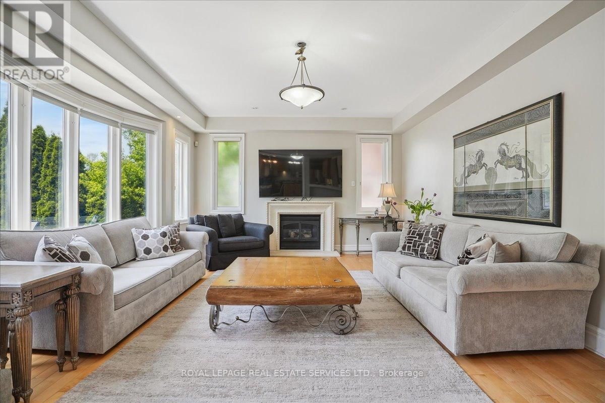 1488 ABBEYDALE COURT Image 19