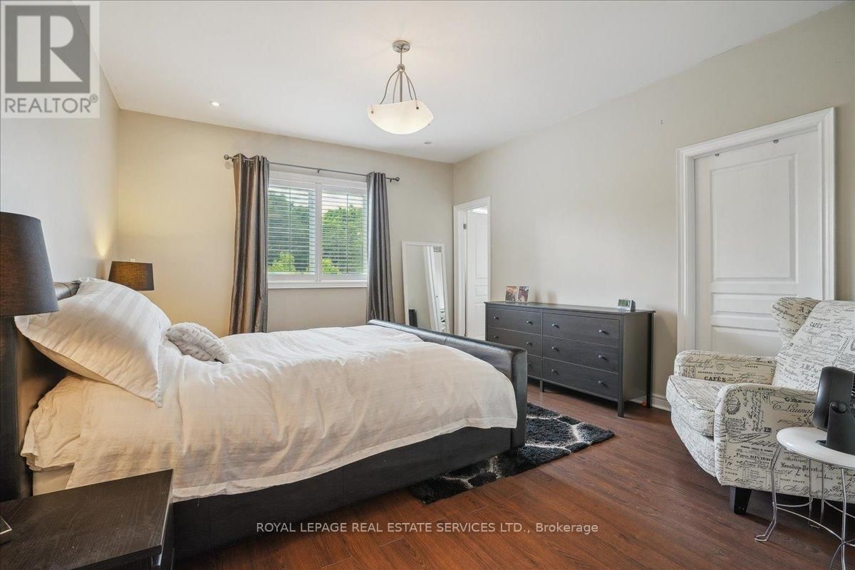 1488 ABBEYDALE COURT Image 32