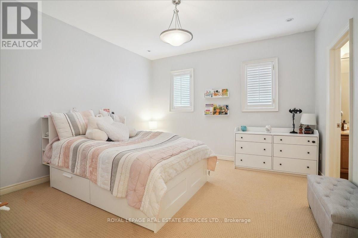 1488 ABBEYDALE COURT Image 36