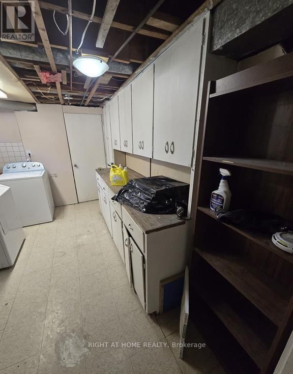 70 BUNNELL CRESCENT Image 27
