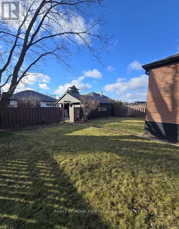 70 BUNNELL CRESCENT Image 4