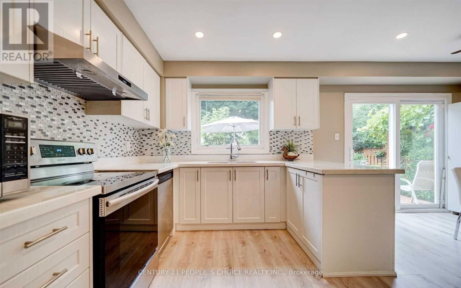 1162 LEEWOOD DRIVE Image 11