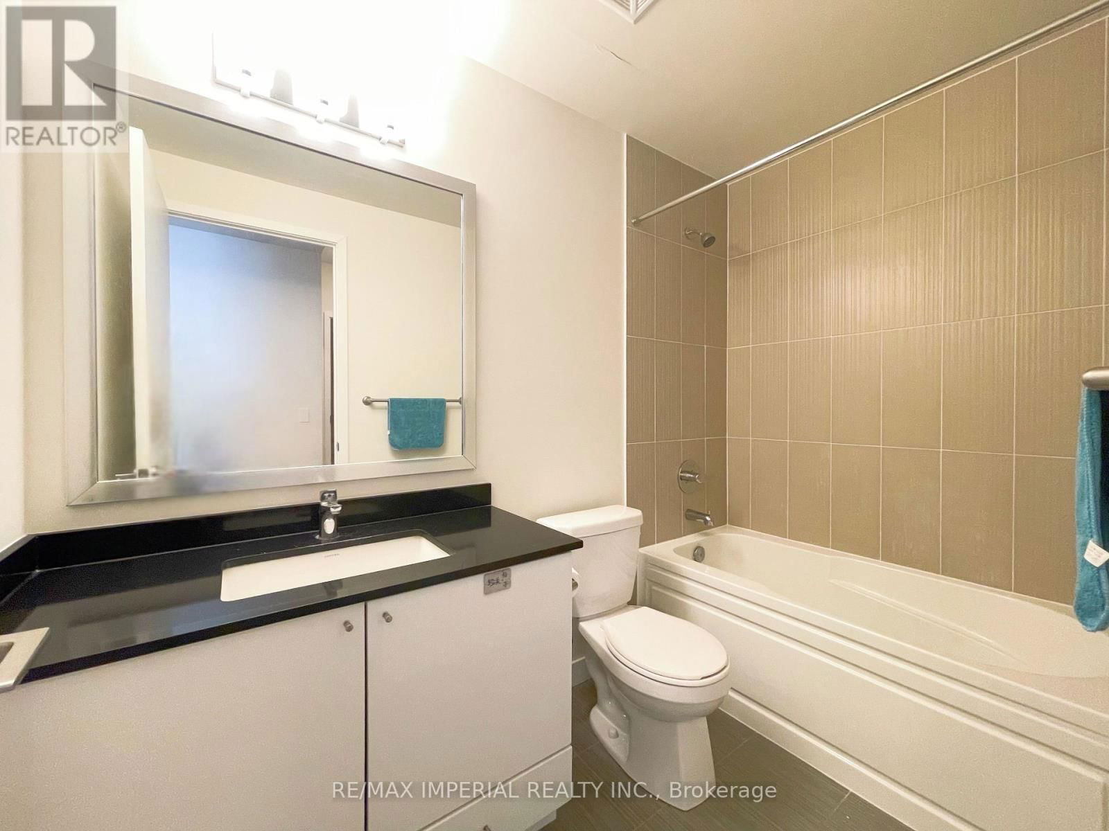 1807 - 3975 GRAND PARK DRIVE Image 16