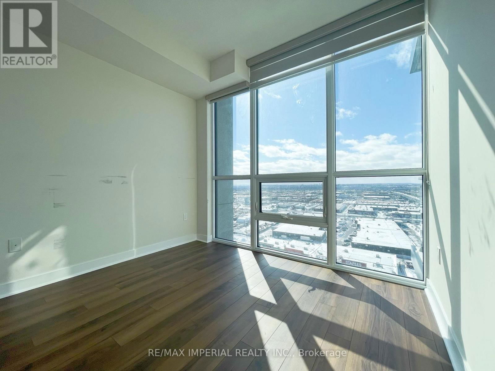 1807 - 3975 GRAND PARK DRIVE Image 6