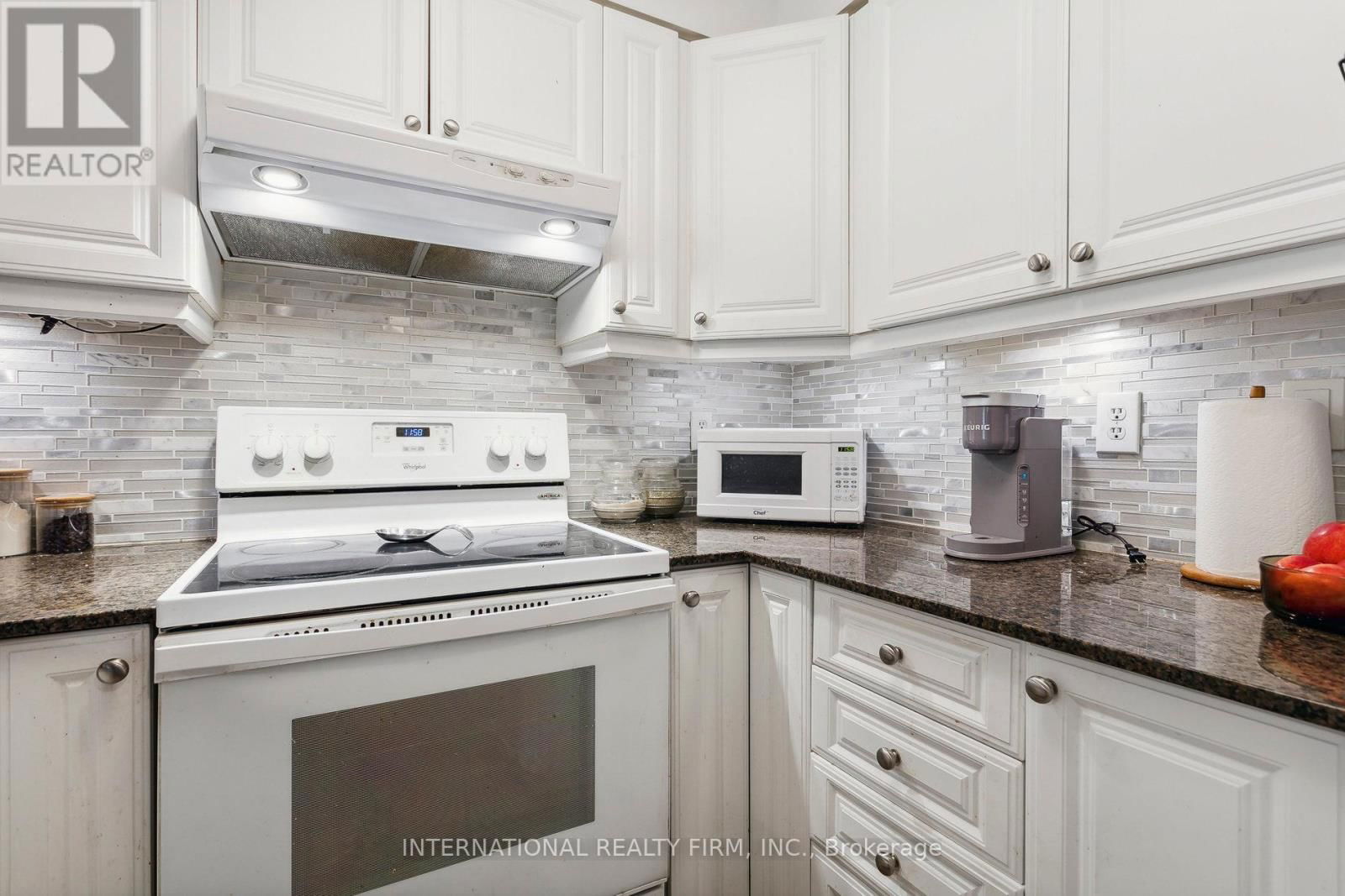 2113 - 6 DAYSPRING CIRCLE Image 7