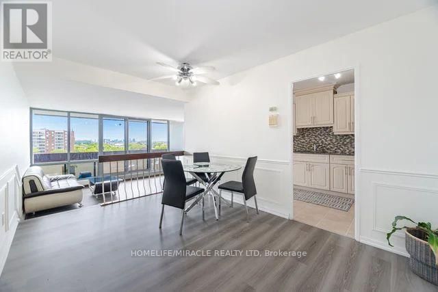 1112 - 455 SENTINEL ROAD Image 11