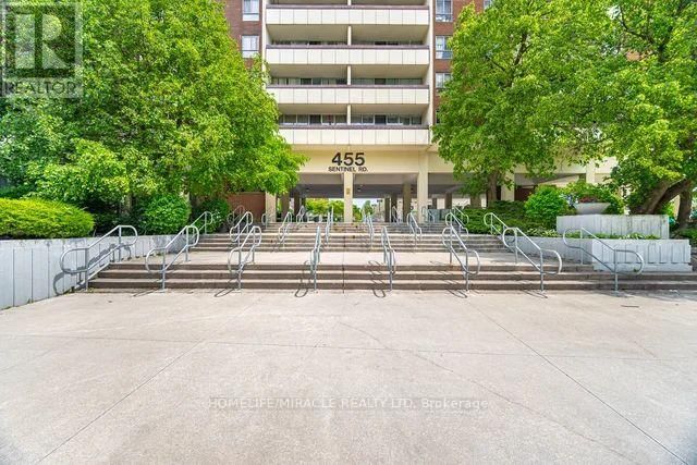 1112 - 455 SENTINEL ROAD Image 3