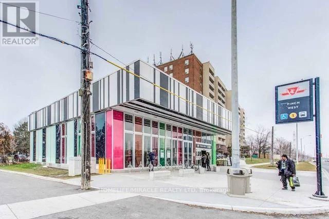 1112 - 455 SENTINEL ROAD Image 38