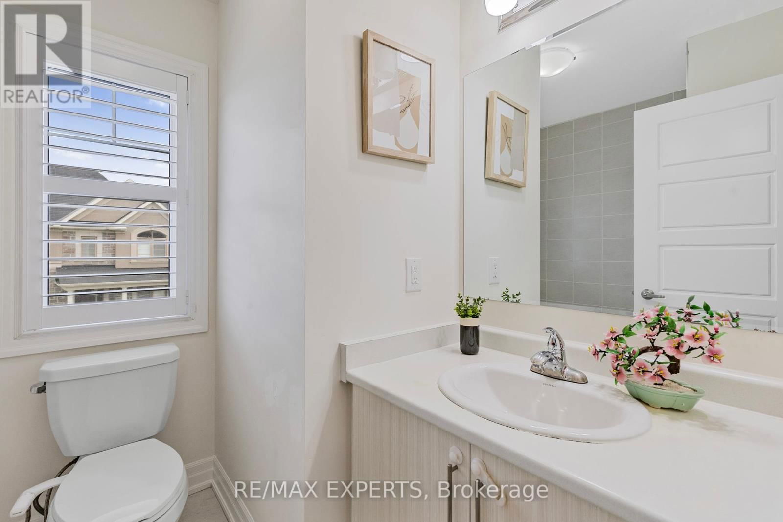 1374 ROSE WAY Image 25